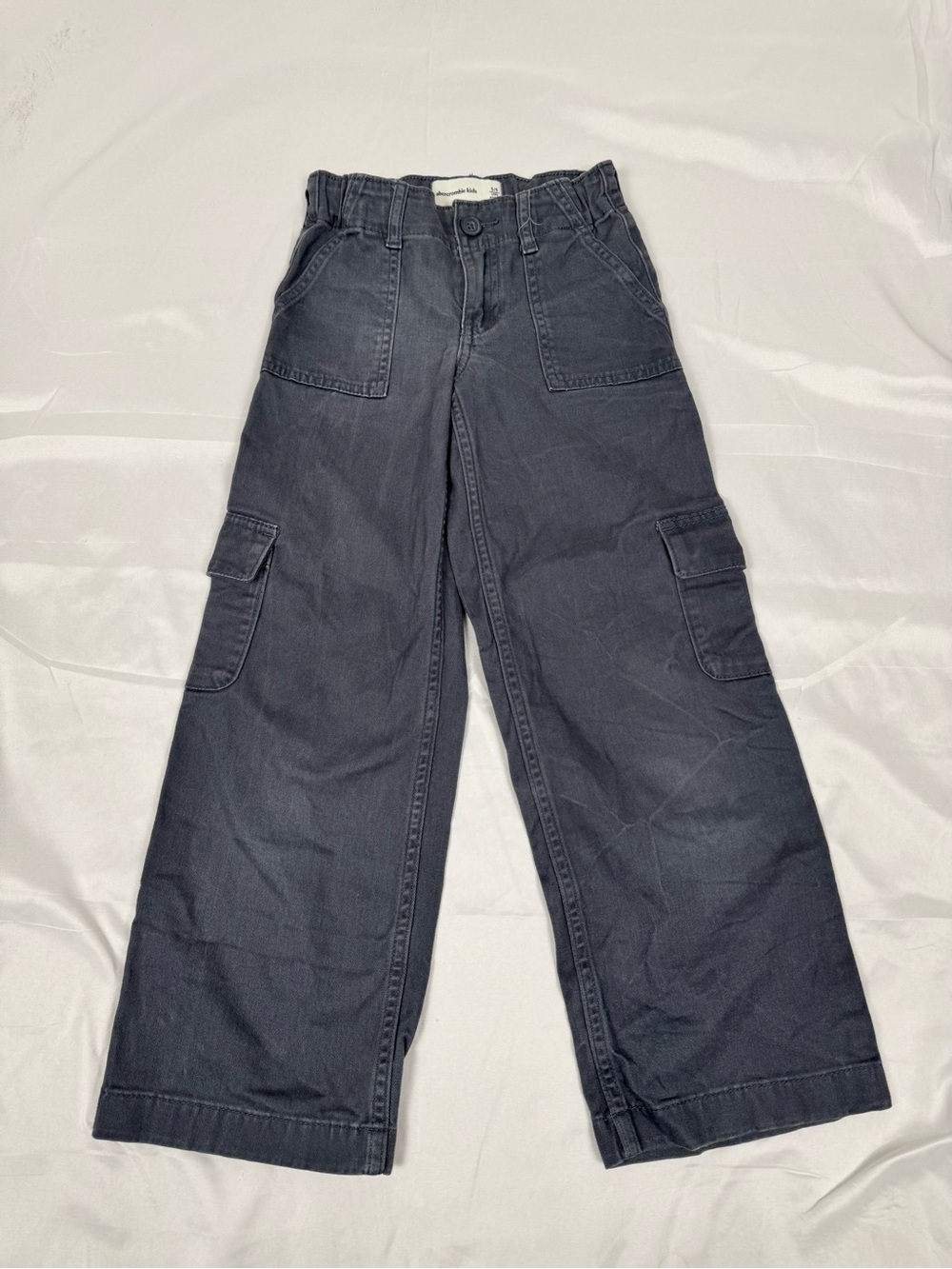 Abercrombie Kids Gray Wide Leg Cargo Pants Size 5/6 Long
